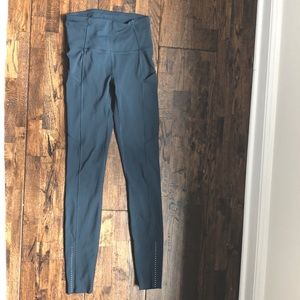 Lululemon Tights/ fast & free 28”